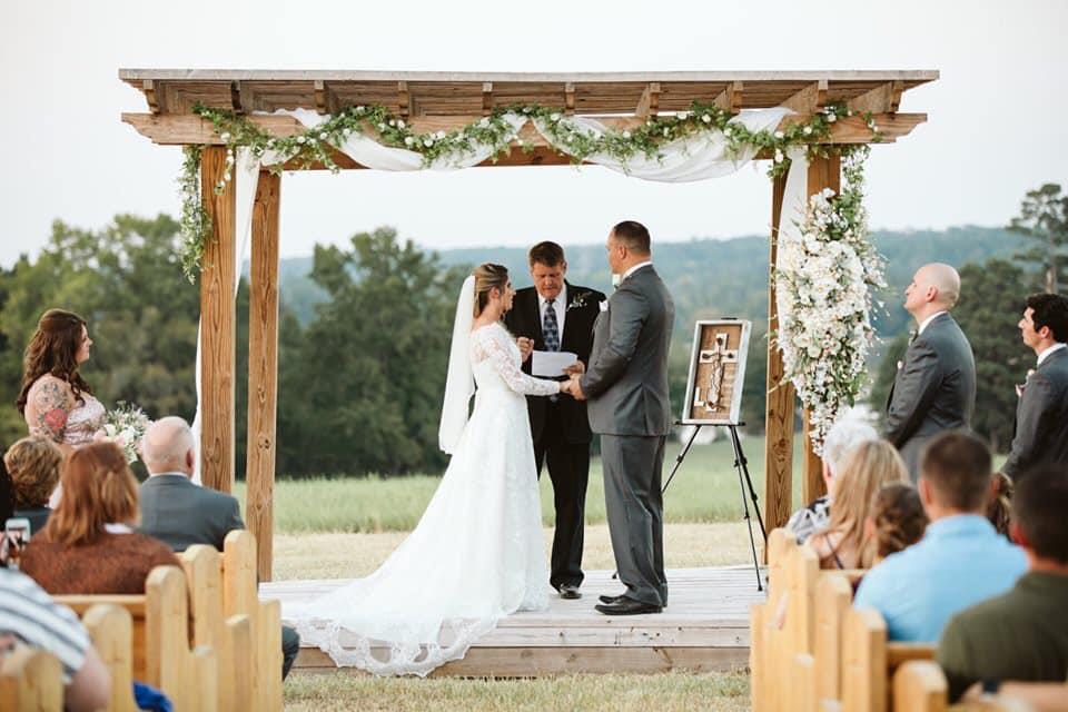 Rustic Wedding & Event Venue and lodging in Tyler, Canton